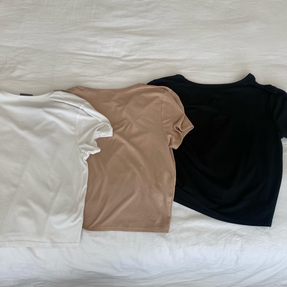 3 Nude Shirt Crop Top Bundle - Picture 2 of 4